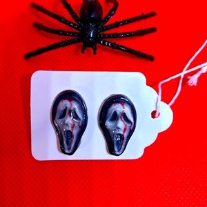 Scary acrylic bloody Ghost face stud earrings Halloween / Goth stainless steel